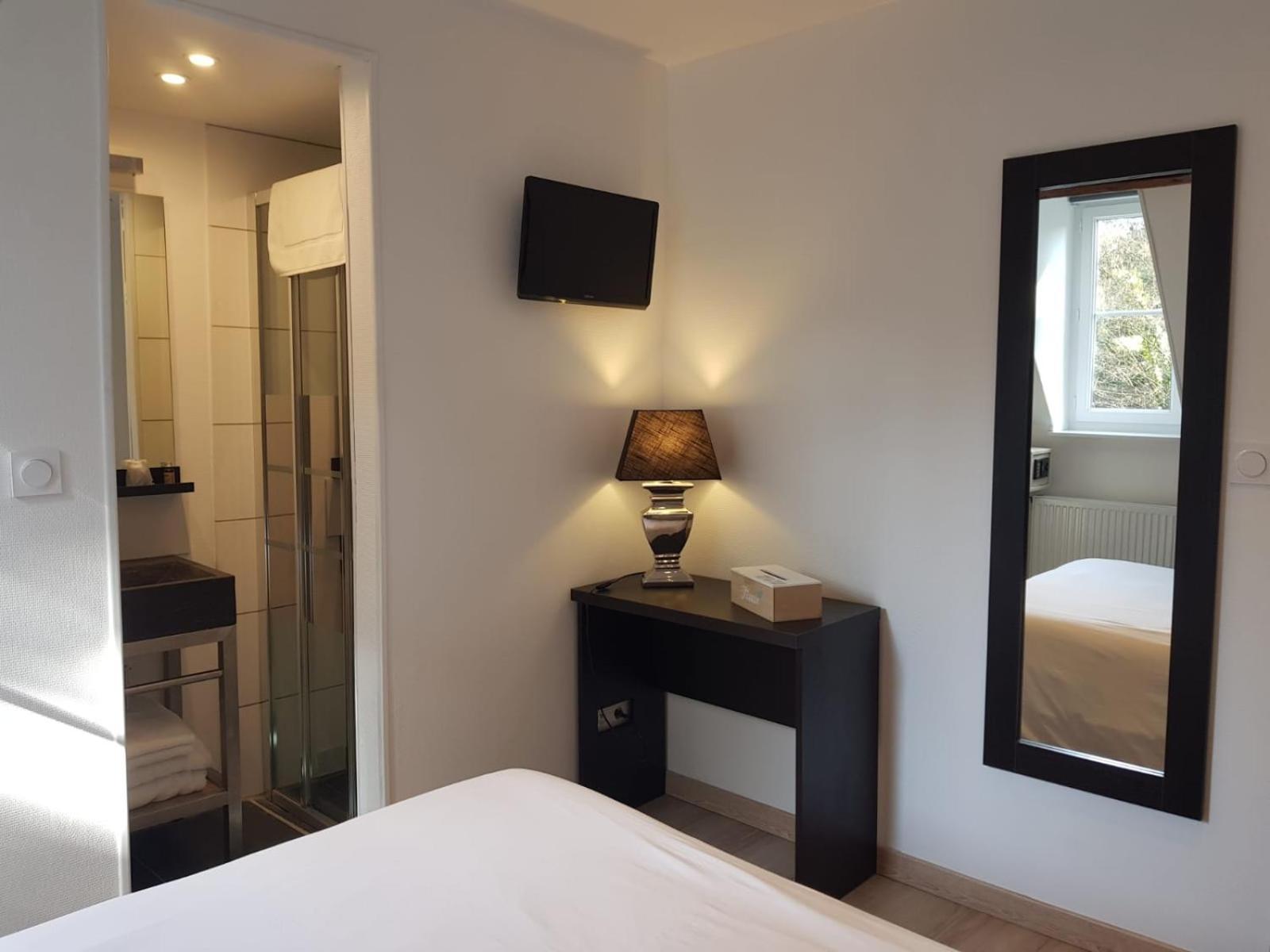 Le Clos Des Lodges Bernay  Zimmer foto