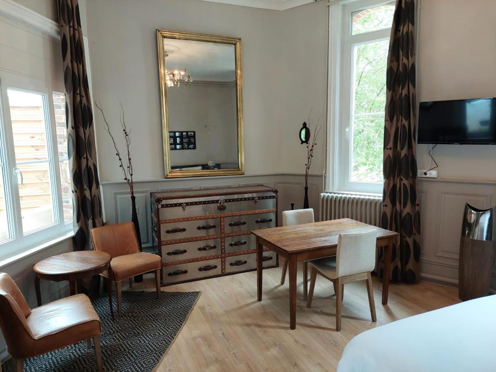 Le Clos Des Lodges Bernay  Zimmer foto