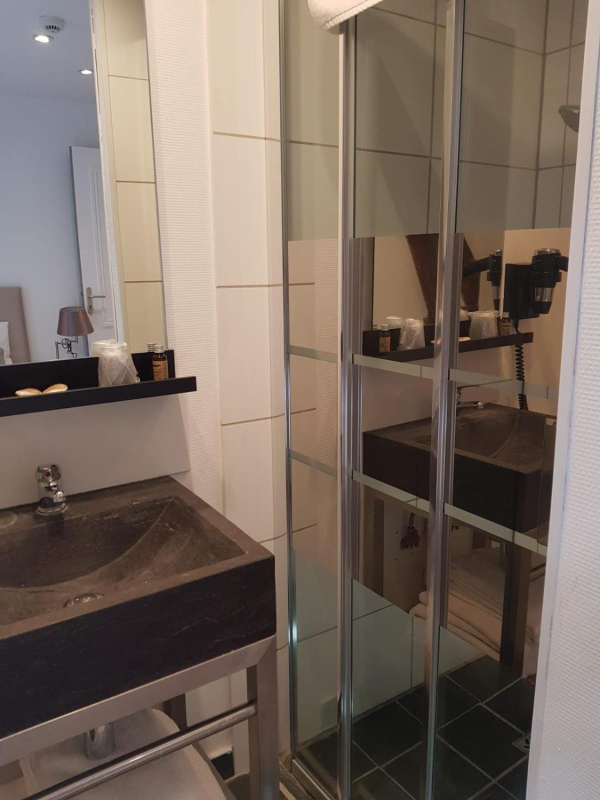 Le Clos Des Lodges Bernay  Zimmer foto