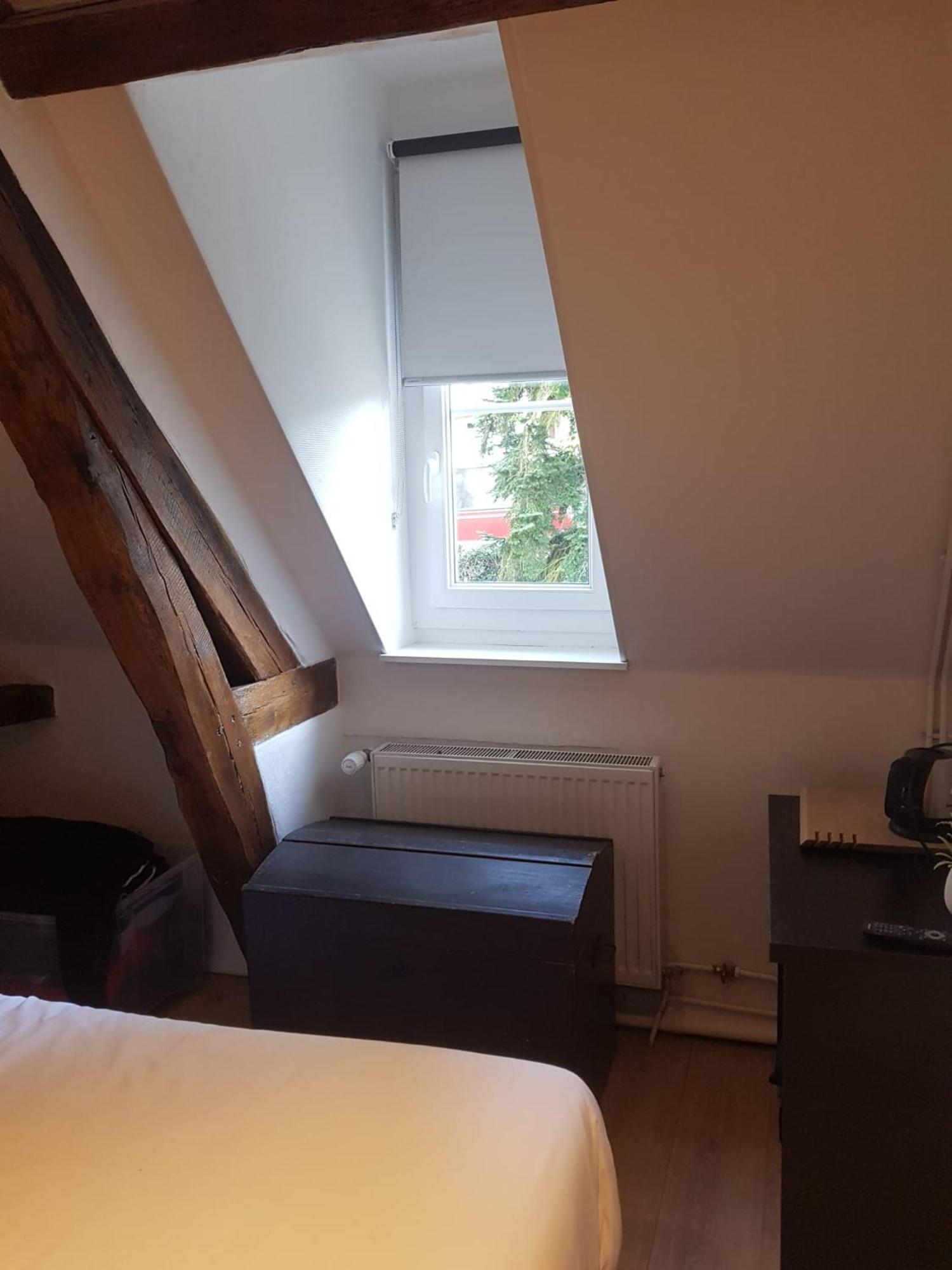 Le Clos Des Lodges Bernay  Zimmer foto